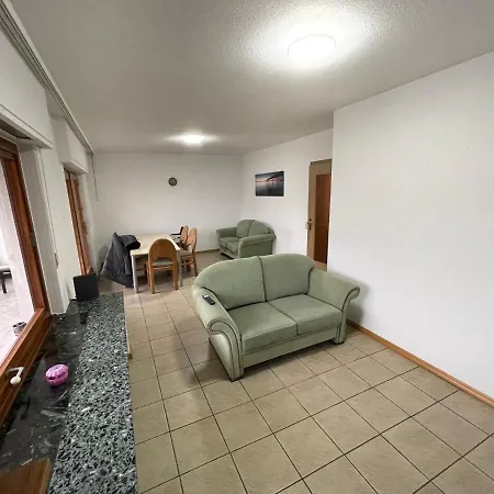 Apartamento Bonn-beuel Zentrale Mit Parkplaetzen
